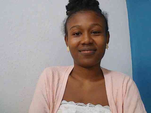 Zinah1 webcam