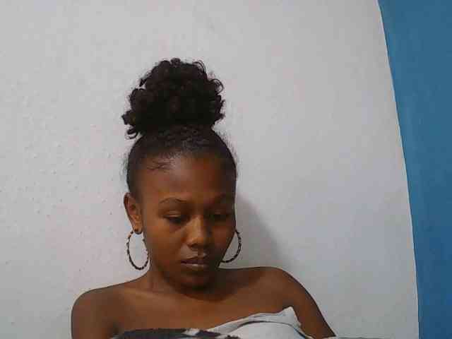 Zinah1 webcam