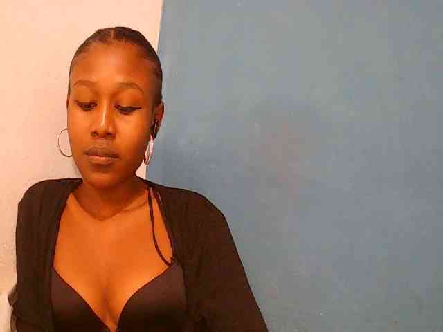 Zinah1 webcam