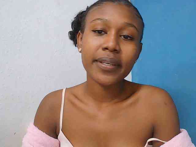 Zinah1 webcam