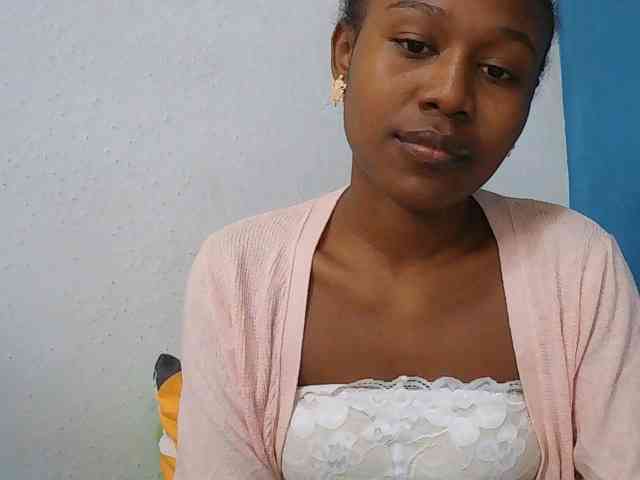 Zinah1 webcam