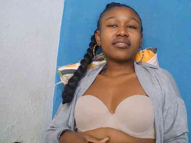 Zinah1 webcam