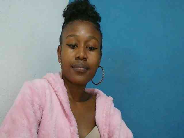 Zinah1 webcam