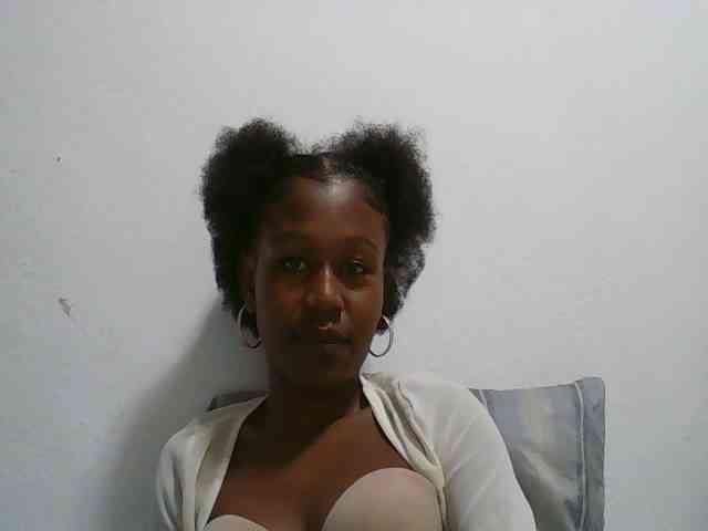 Modèle: Zinah1