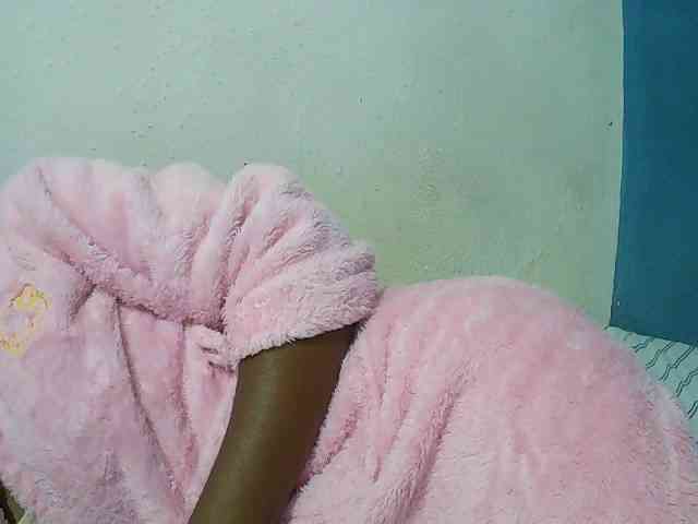 Zinah1 webcam