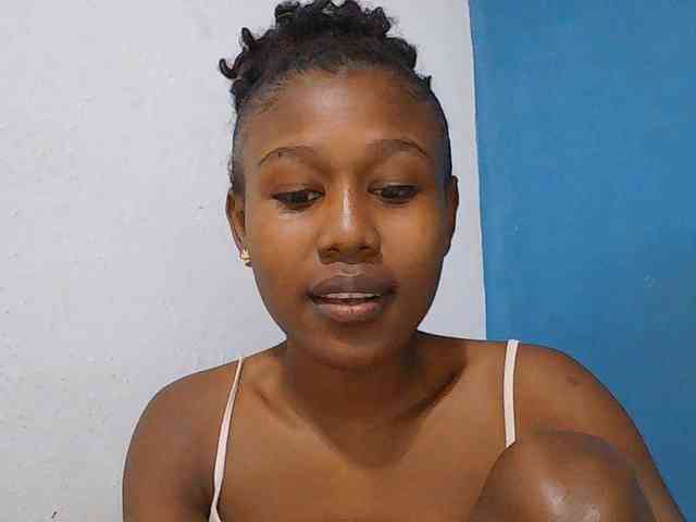 Zinah1 webcam