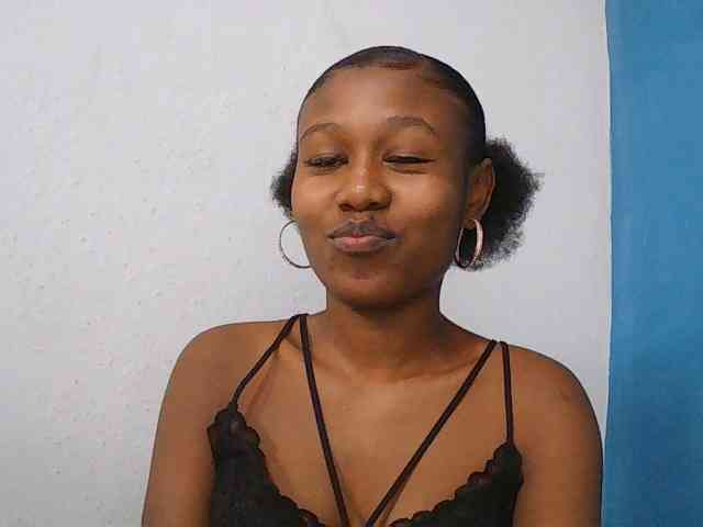 Zinah1 webcam