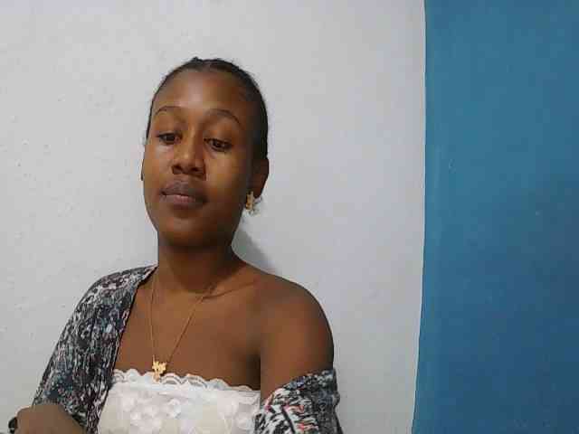 Zinah1 webcam