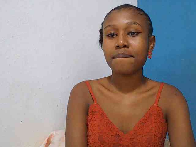 Zinah1 webcam