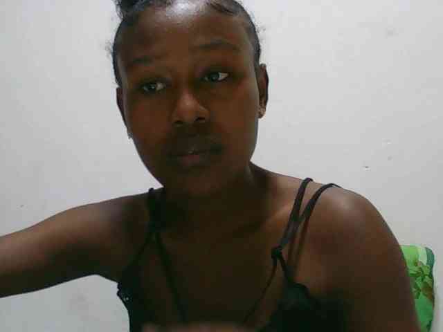 Zinah1 webcam