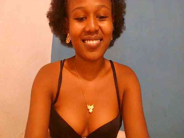 Zinah1 webcam
