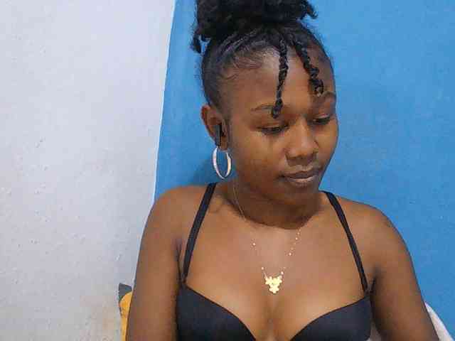 Zinah1 webcam