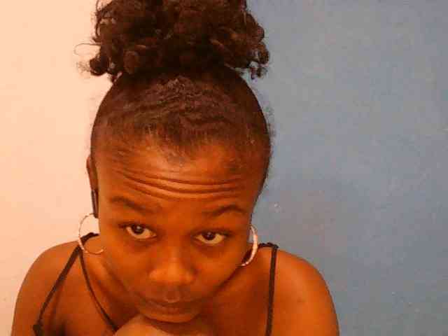 Zinah1 webcam