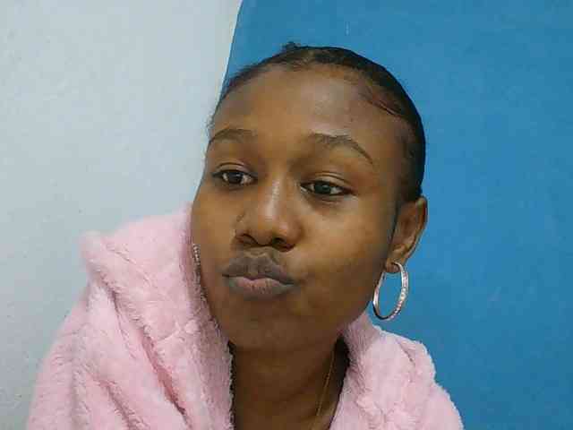 Zinah1 webcam