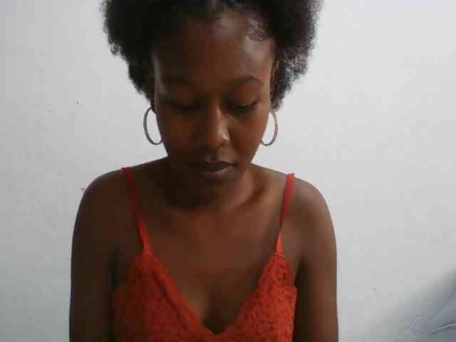 Zinah1 webcam