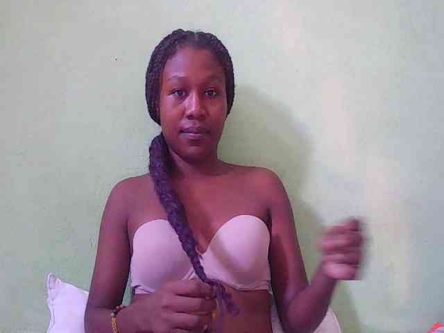 Zinah1 webcam