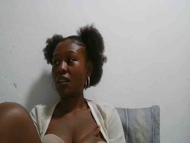 Zinah1 webcam