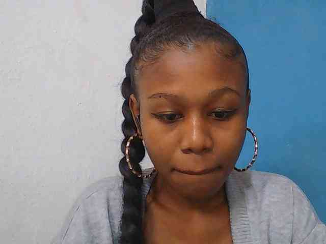 Zinah1 webcam