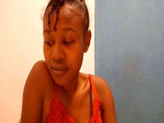 Modèle: Zinah1