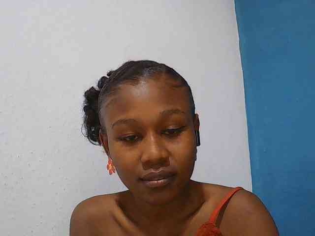 Zinah1 webcam