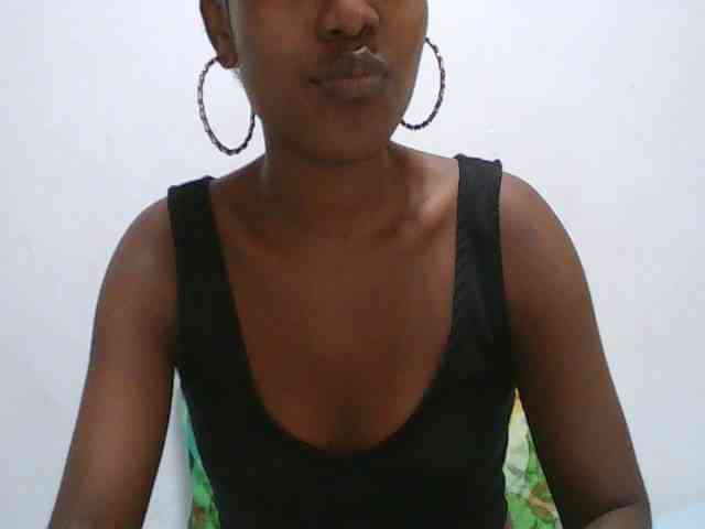 Zinah1 webcam