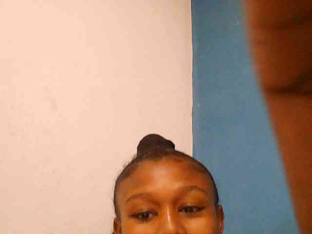 Zinah1 webcam