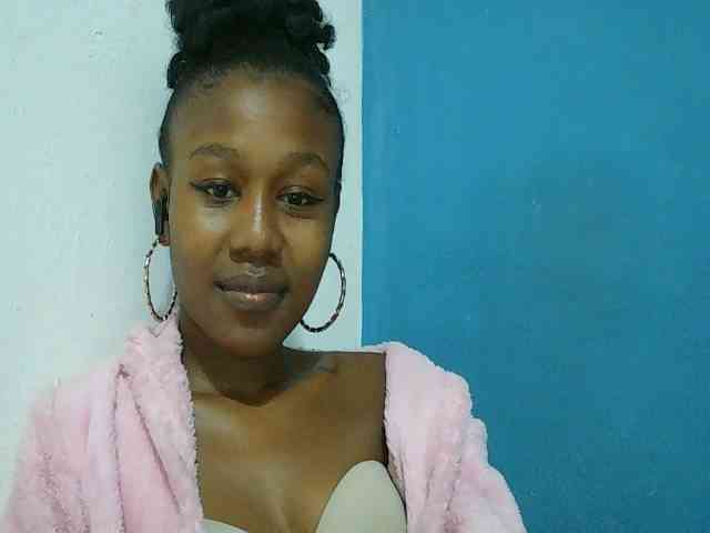 Zinah1 webcam