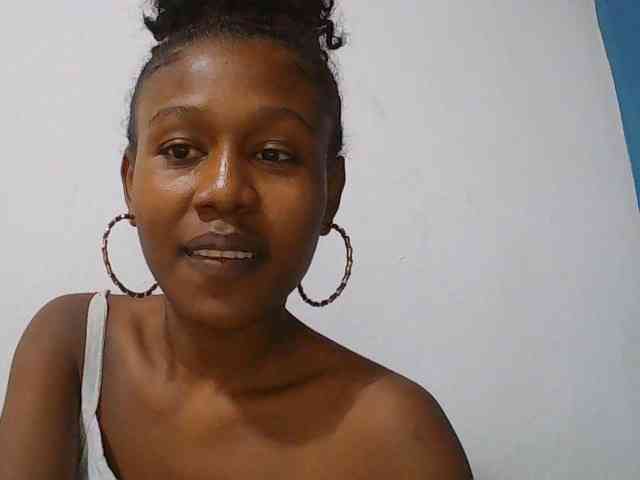 Zinah1 webcam