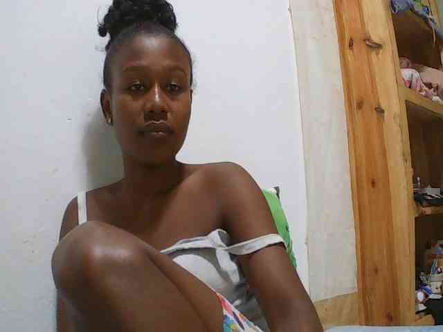 Zinah1 webcam