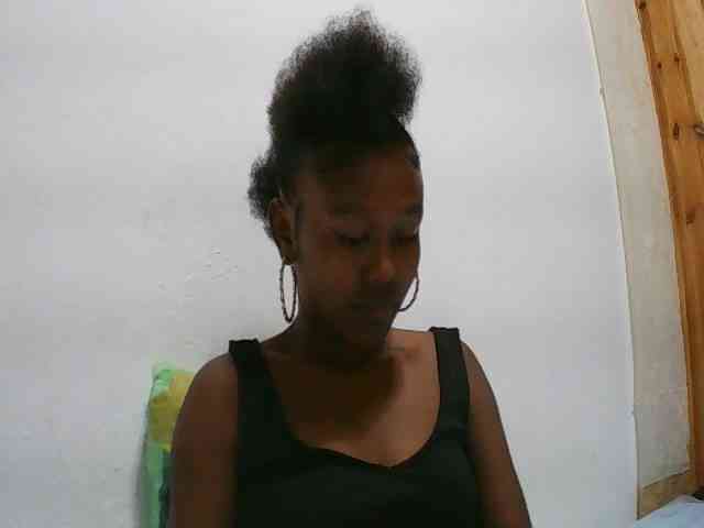 Zinah1 webcam