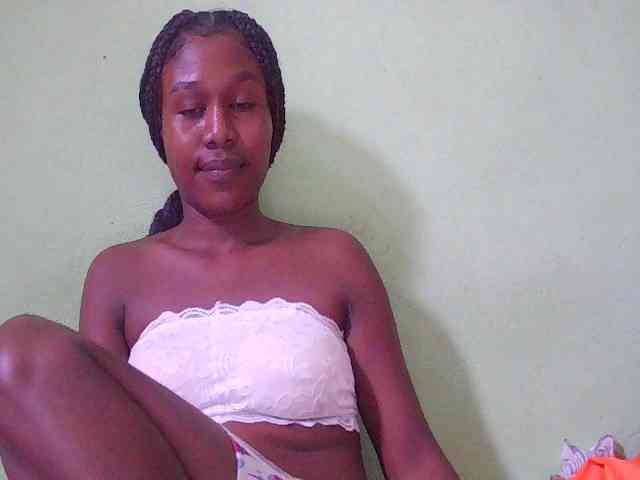 Zinah1 webcam