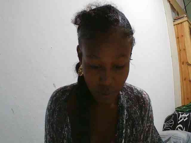 Zinah1 webcam