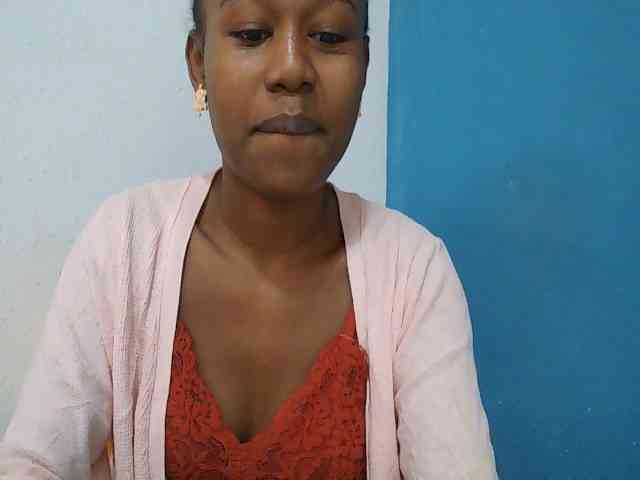 Zinah1 webcam