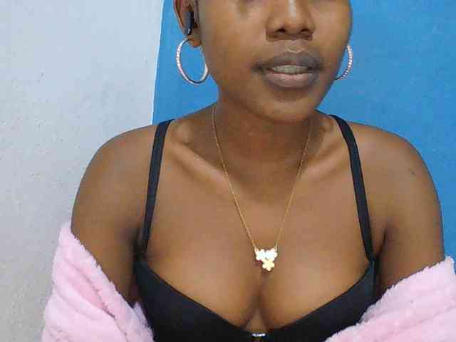 Zinah1 webcam