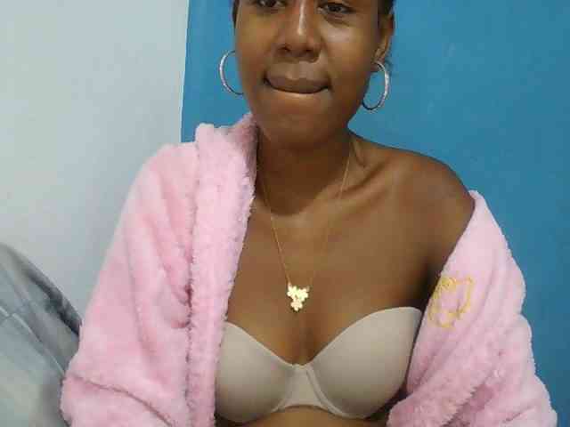 Zinah1 webcam