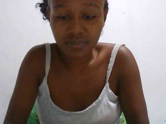 Zinah1 webcam