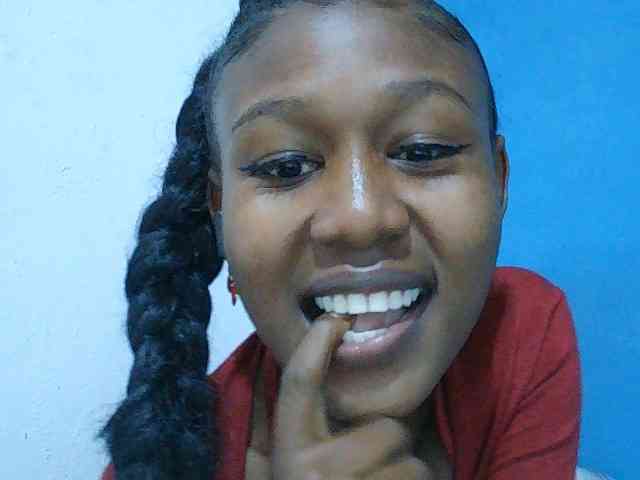 Zinah1 webcam