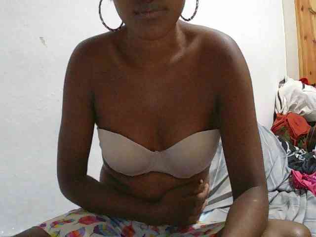 Zinah1 webcam