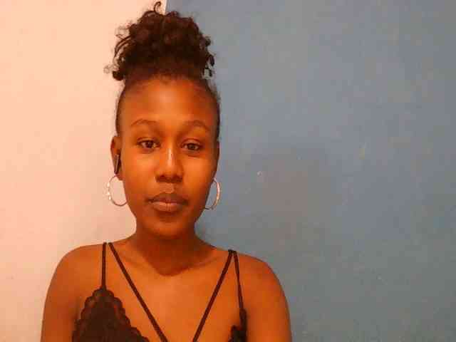Zinah1 webcam