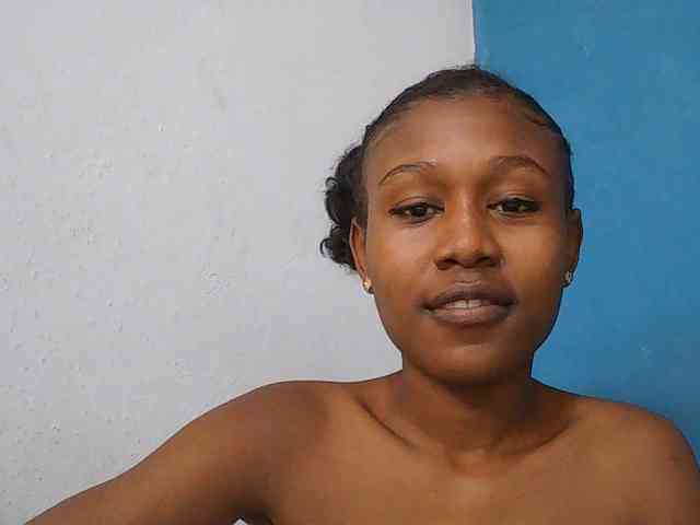 Zinah1 webcam