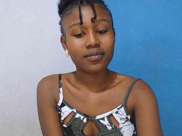 Zinah1 webcam