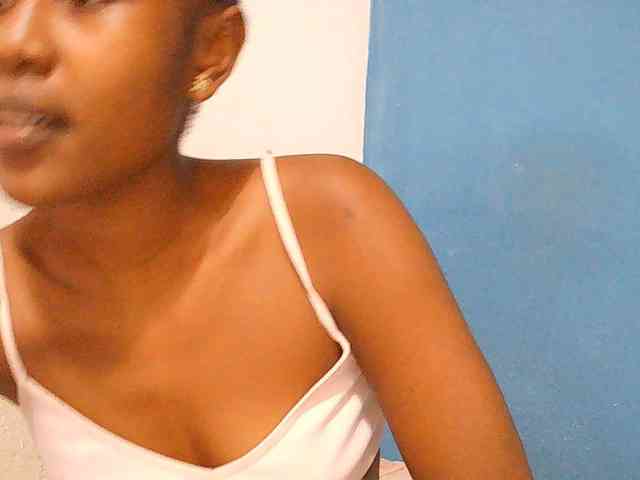 Zinah1 webcam