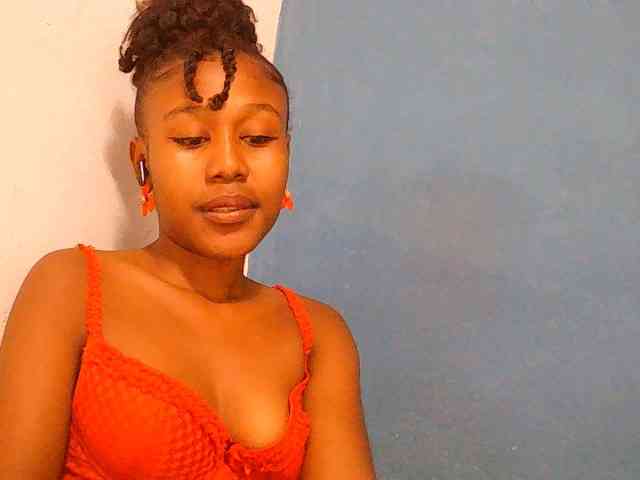Zinah1 webcam