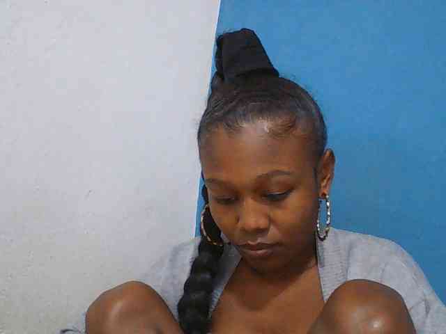 Zinah1 webcam