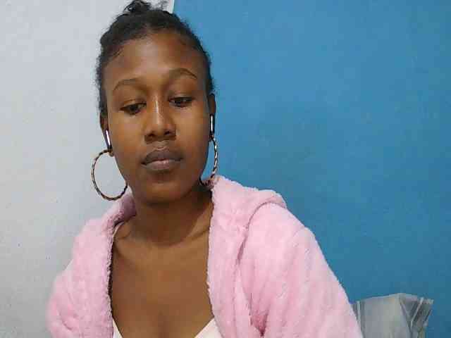 Zinah1 webcam