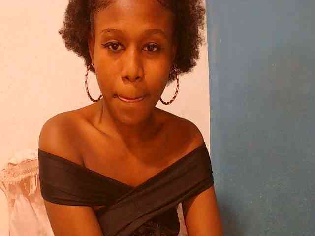 Zinah1 webcam