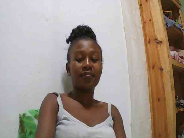 Zinah1 webcam