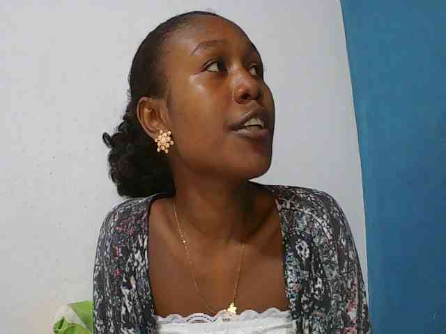 Zinah1 webcam