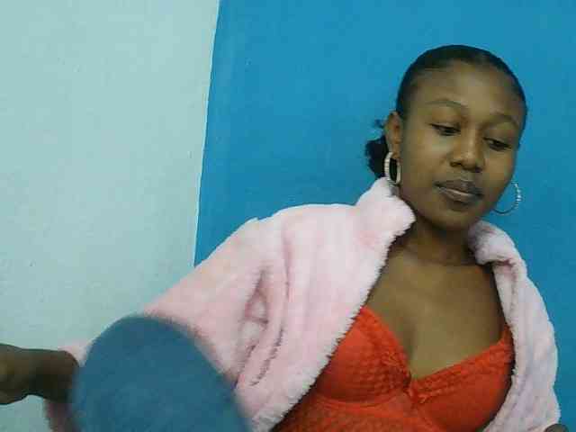 Zinah1 webcam