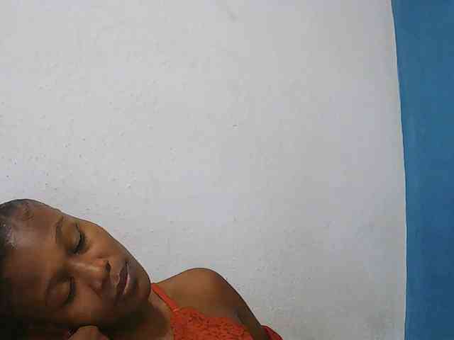 Zinah1 webcam
